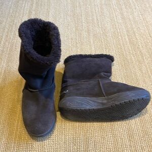 Ladies winter boots